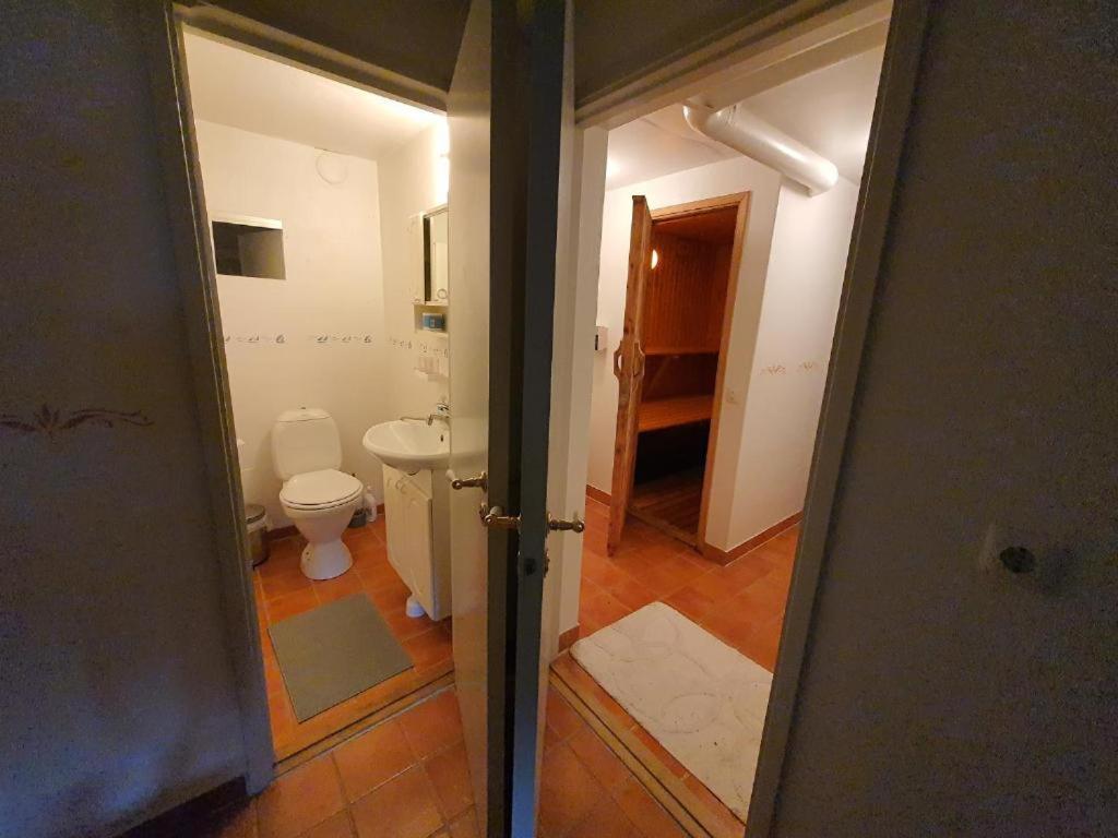 "Klippstigen" Villa For 10 Persons With Massage Chair, Sauna And Billiard Table Hultsfred Zewnętrze zdjęcie